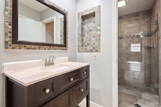 Building Photo - 17610 Possums Run Dr