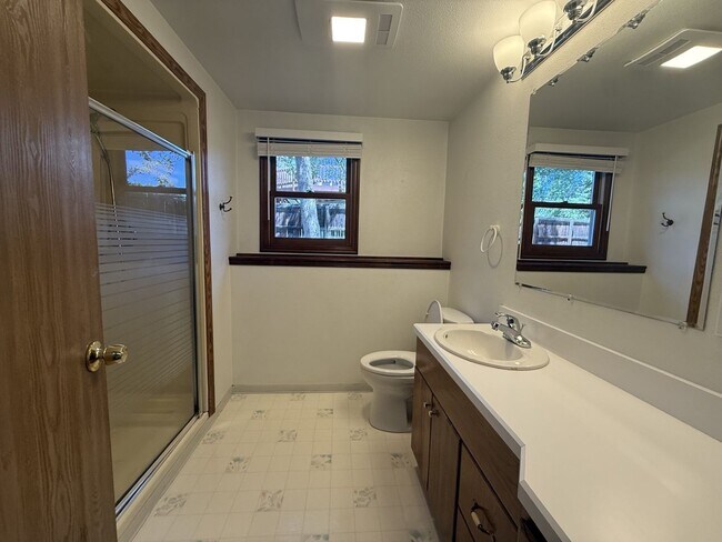 Building Photo - 3 Bedroom House on Quiet Cul-de-sac in Broomfield