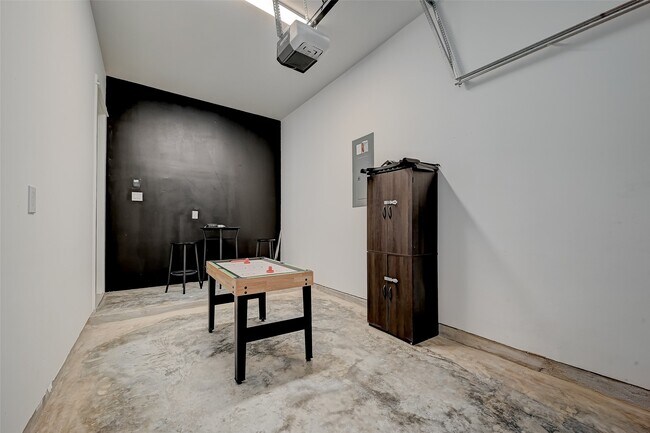 Building Photo - 2105 Sam Wilson St