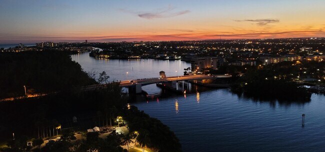 Building Photo - 4101 N Ocean Blvd