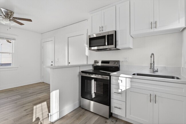 Interior Photo - 525-537 Chestnut Avenue