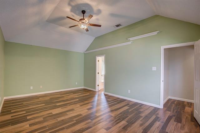 Building Photo - 5501 Gateway Ln