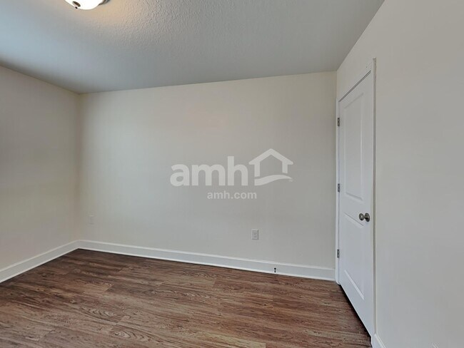 Building Photo - 4343 Reisswood Loop