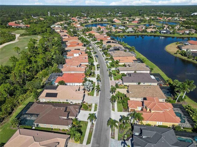 Building Photo - 1241 Creek Nine Dr