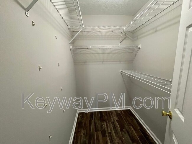 Building Photo - 445 Northrop Pl