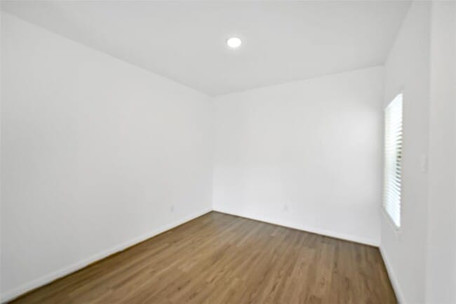 Building Photo - 13315 Campos Dr
