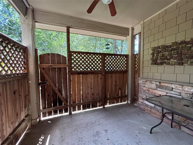 Building Photo - 21 Stone Creek Pl