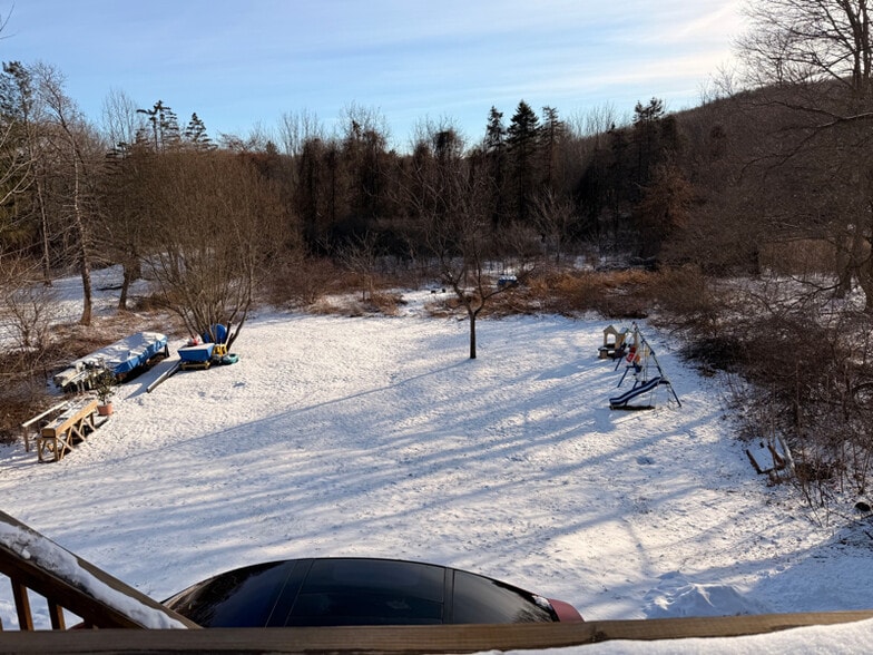 Building Photo - 187 Beach St