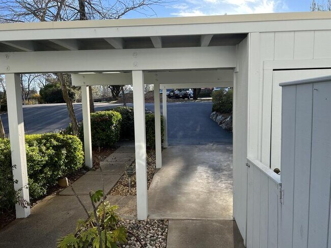 Building Photo - 133 Rockwood Drive - 1