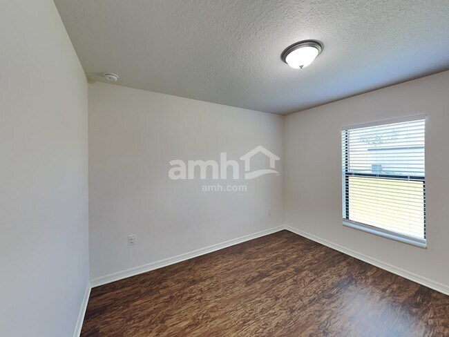 Building Photo - 1120 Brenton Leaf Dr