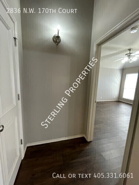 Building Photo - 2836 NW 170th Ct