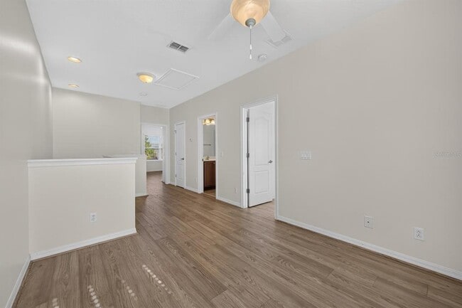 Building Photo - 7516 Bentonshire Ave