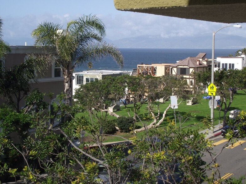 Building Photo - 2508 Highland Ave