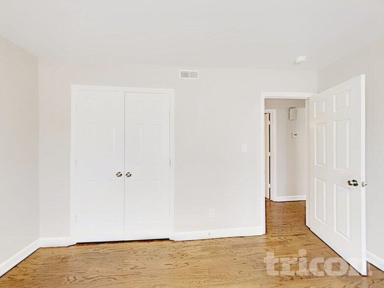 Building Photo - 8104 Lighthouse Way