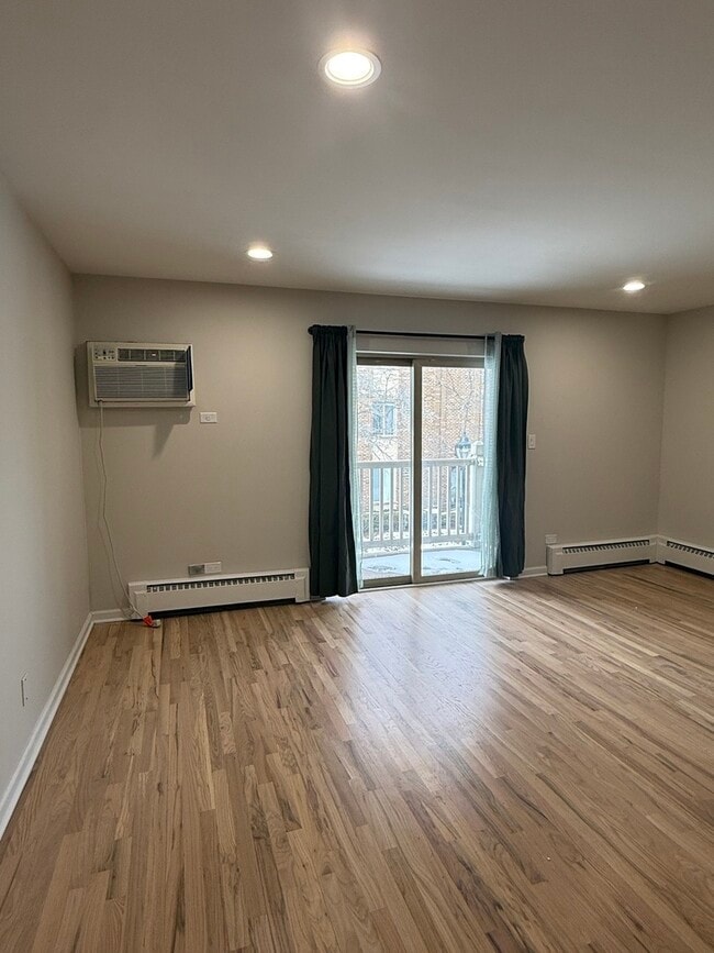 Building Photo - 2411 N Kennicott Dr