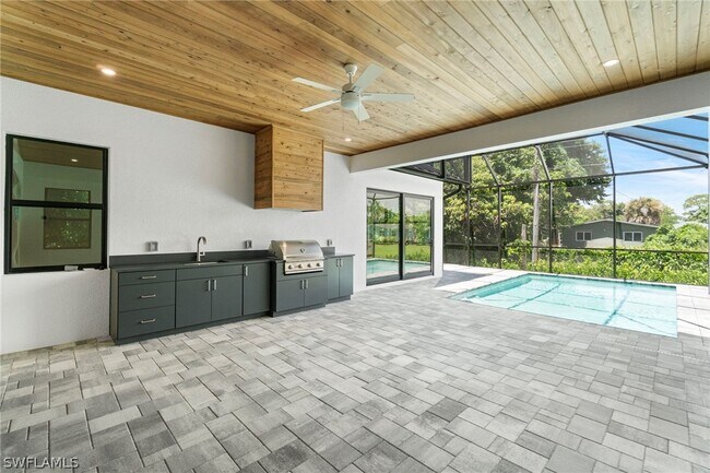 Building Photo - 2769 Van Buren Ave