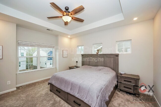 Building Photo - 7125 Brookview Ln