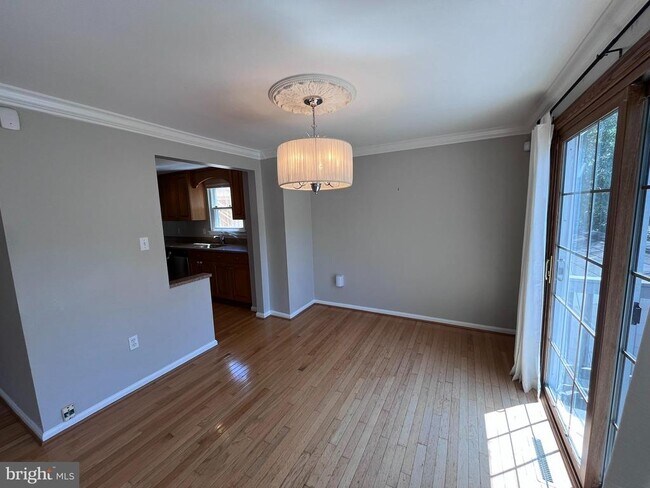 Building Photo - 6516 Cape Ct