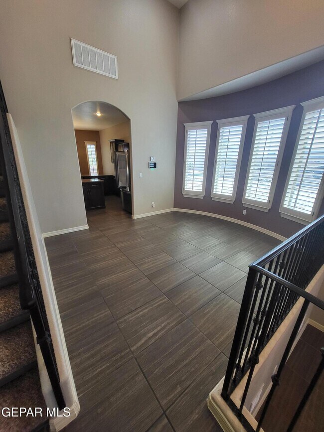 Building Photo - 3150 Spring Willow