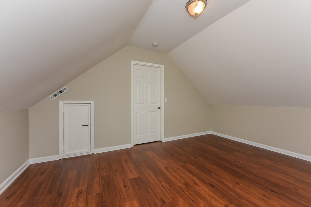 Building Photo - 143 Howard Woody Dr