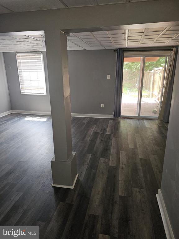 Building Photo - 3312 Midland Ct