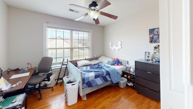 Building Photo - 9316 Shingle Oak Dr