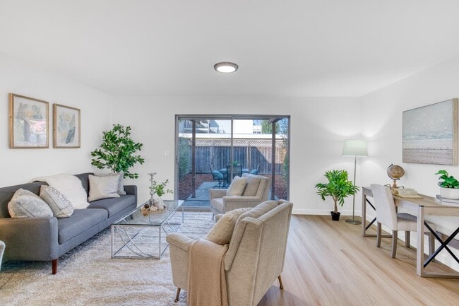 Building Photo - 258 Ventura Ave