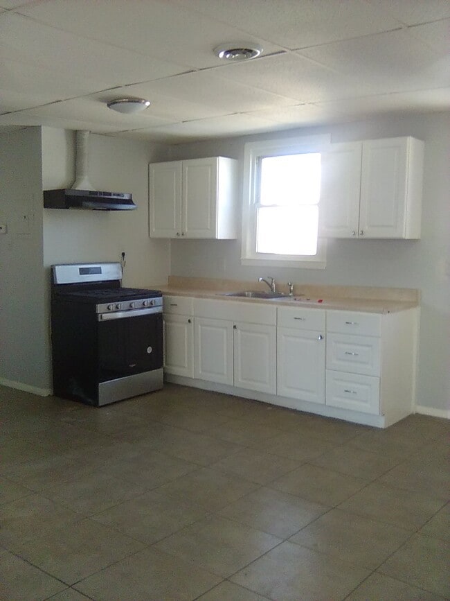 Building Photo - 1 bedroom apartment for rent