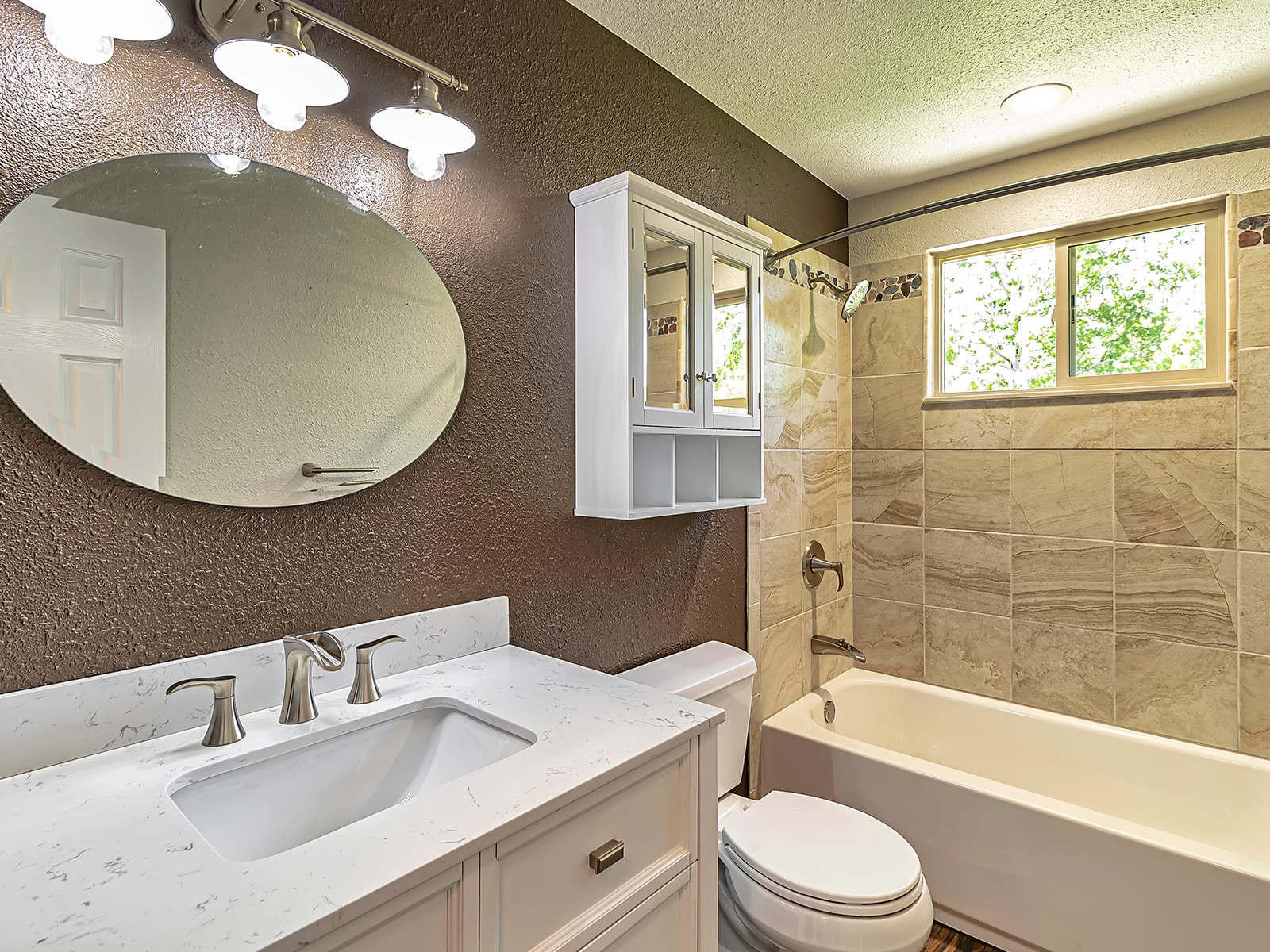 Hallway Bathroom - 123 Orion St