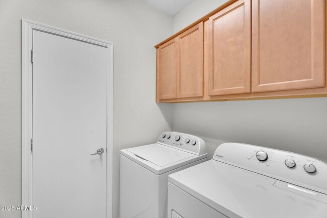 Building Photo - 2332 N 84th Dr