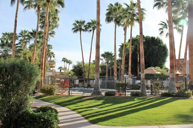 Building Photo - Studio Located in Monaco South Scottsdale Condominiums