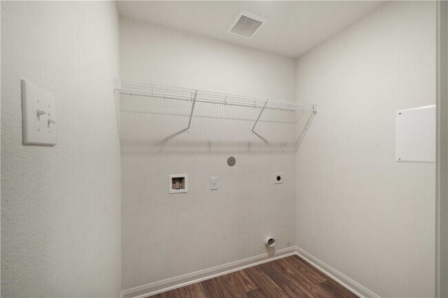 Building Photo - 18501 Quiet Range Dr