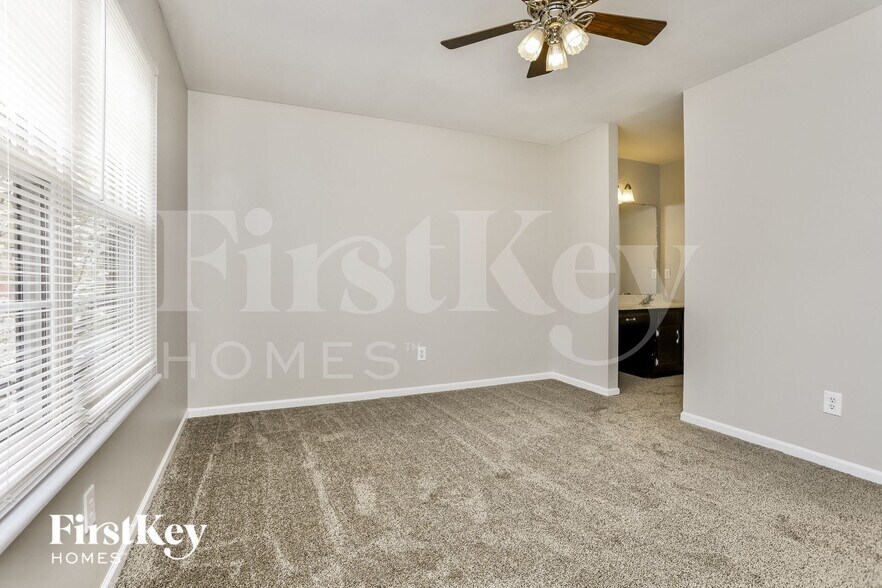 Building Photo - 221 Brookmont Farm Ct