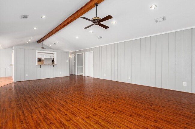 Building Photo - 5502 Forest Timbers Dr