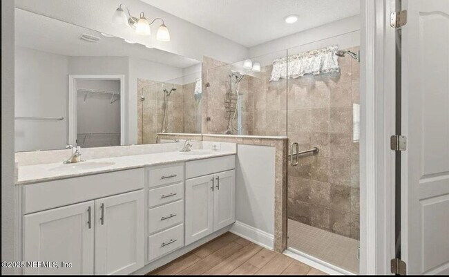 Building Photo - 1245 Castle Trail Dr