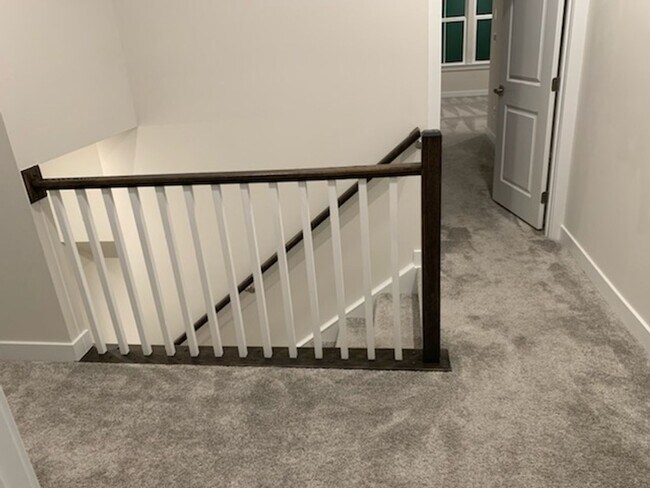 Building Photo - HERNDON - *3262 Woodland Park Rd Unit #3E *