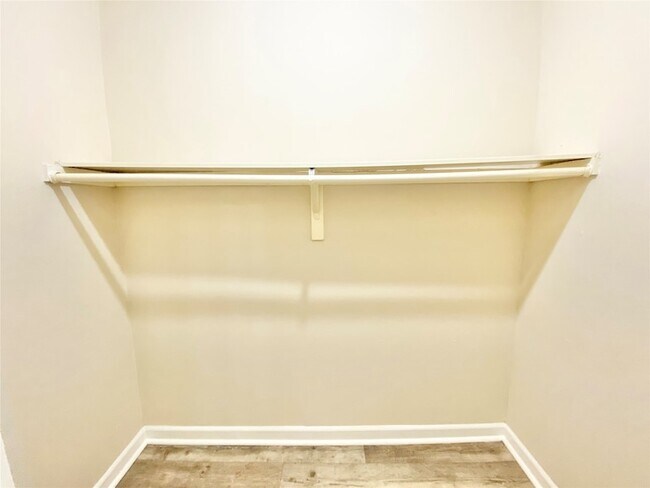 Building Photo - 8001 Rothington Rd