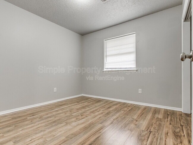Building Photo - 7505 NW 29th St