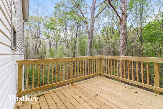 Building Photo - 1074 Bridle Creek Dr