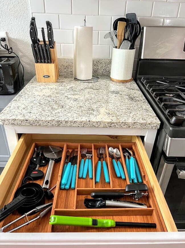 Building Photo - 1116 Morgan Ave