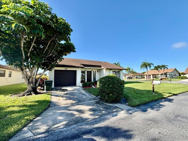 Building Photo - 6110 Ambertree Ln