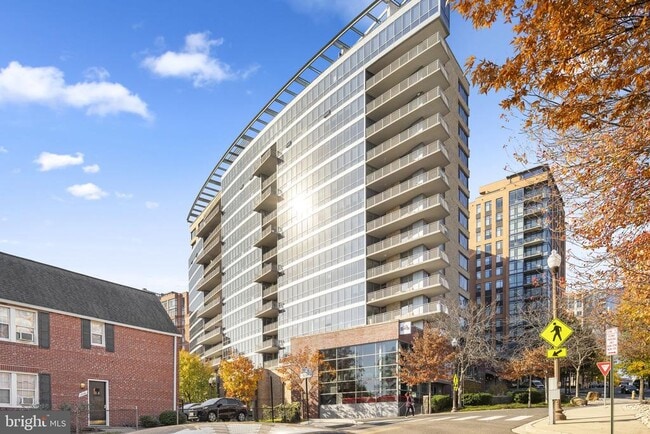 Building Photo - 1536 N Scott St