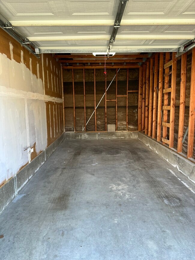 Building Photo - 28112 Mariposa