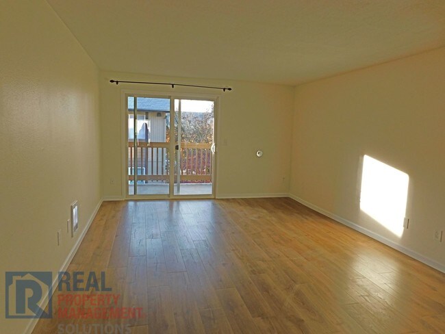 Building Photo - 3404 19th Ave