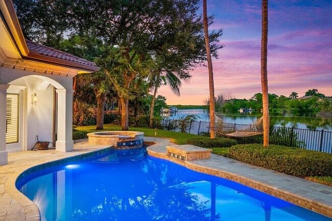Building Photo - 18669 SE Palm Island Ln