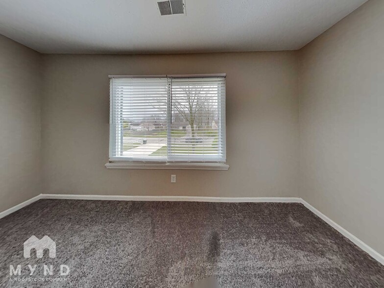 Building Photo - 105 W Carolina St