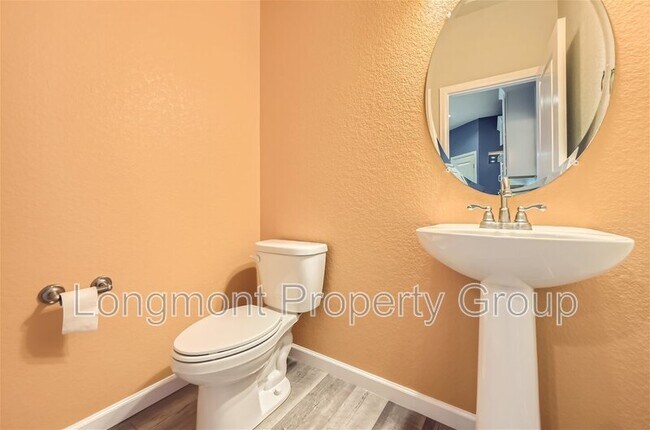 Building Photo - 609 Stonebridge Dr