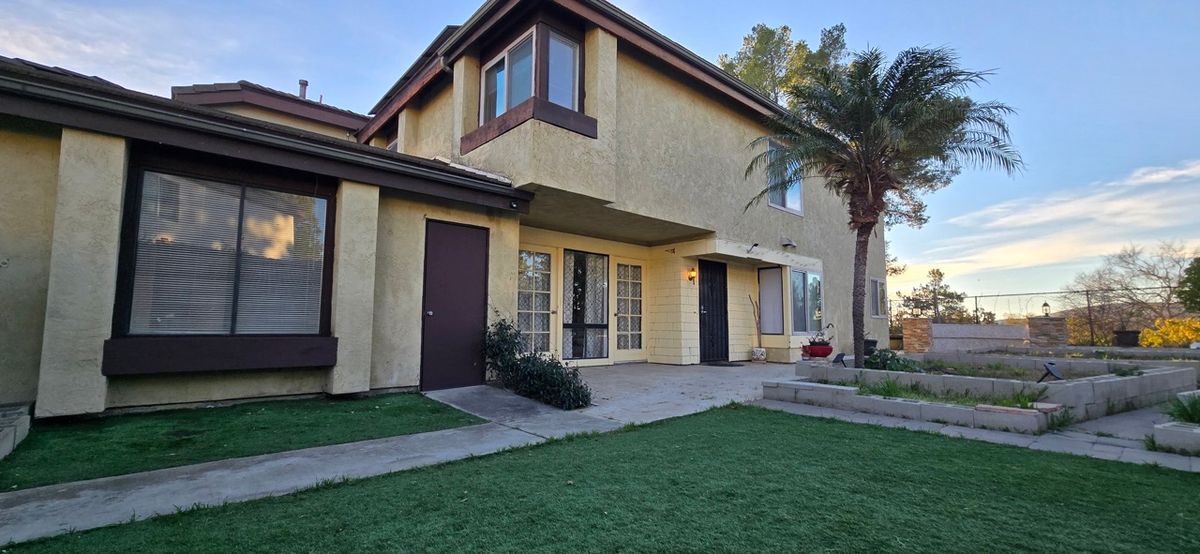 Building Photo - 11352 Meadow Flower Pl