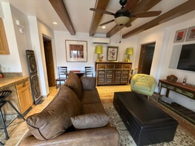 Building Photo - 2160 Calle de Arroyo