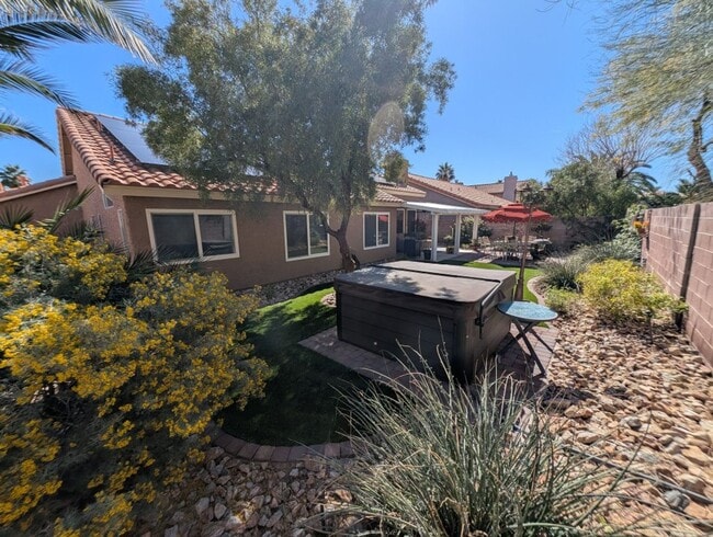 Building Photo - 7435 Falcon Rock Dr